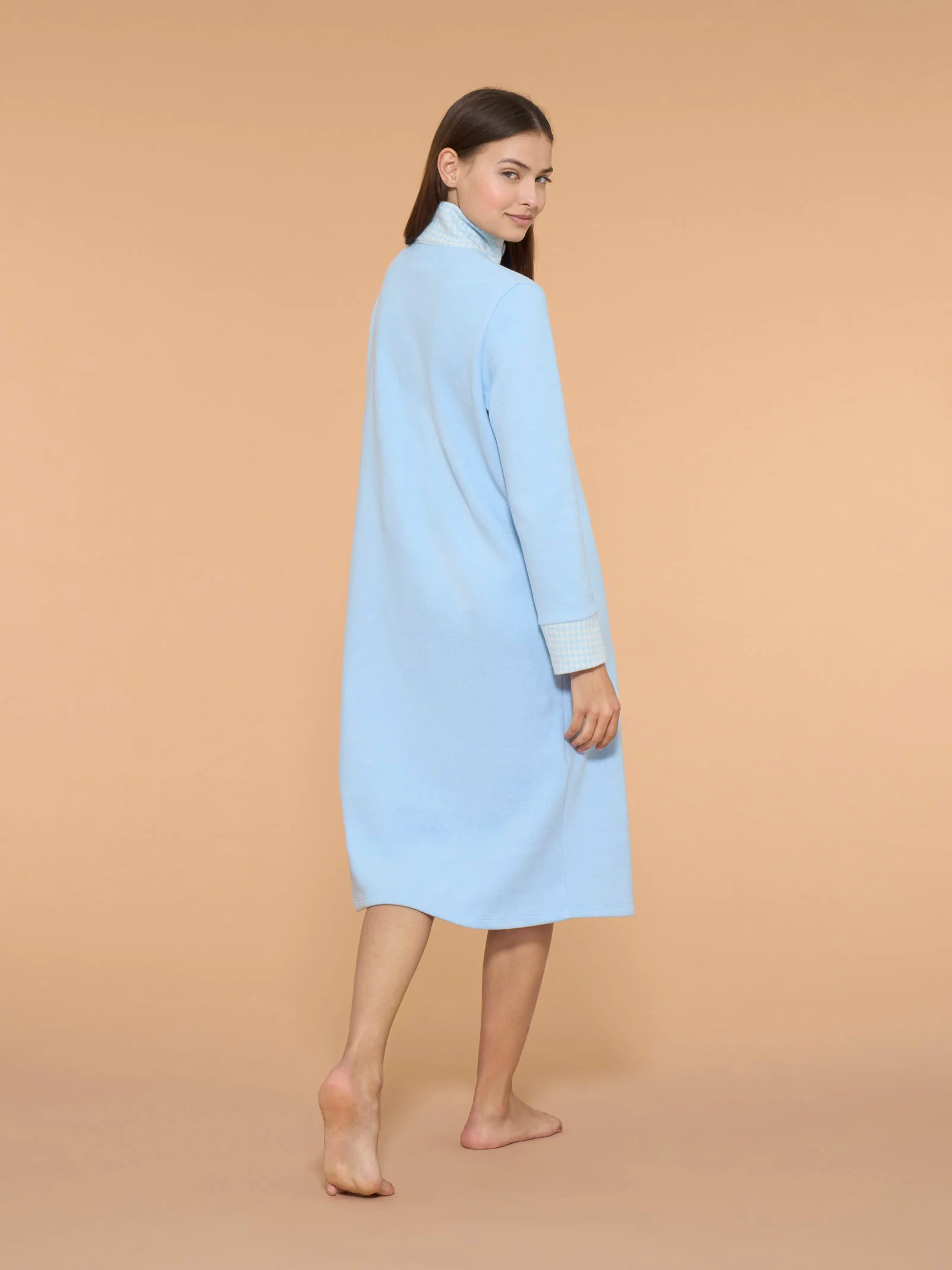 Vestaglia lunga e aperta in Cotton Eco Pile - Fant. Sky Blue - Image 2