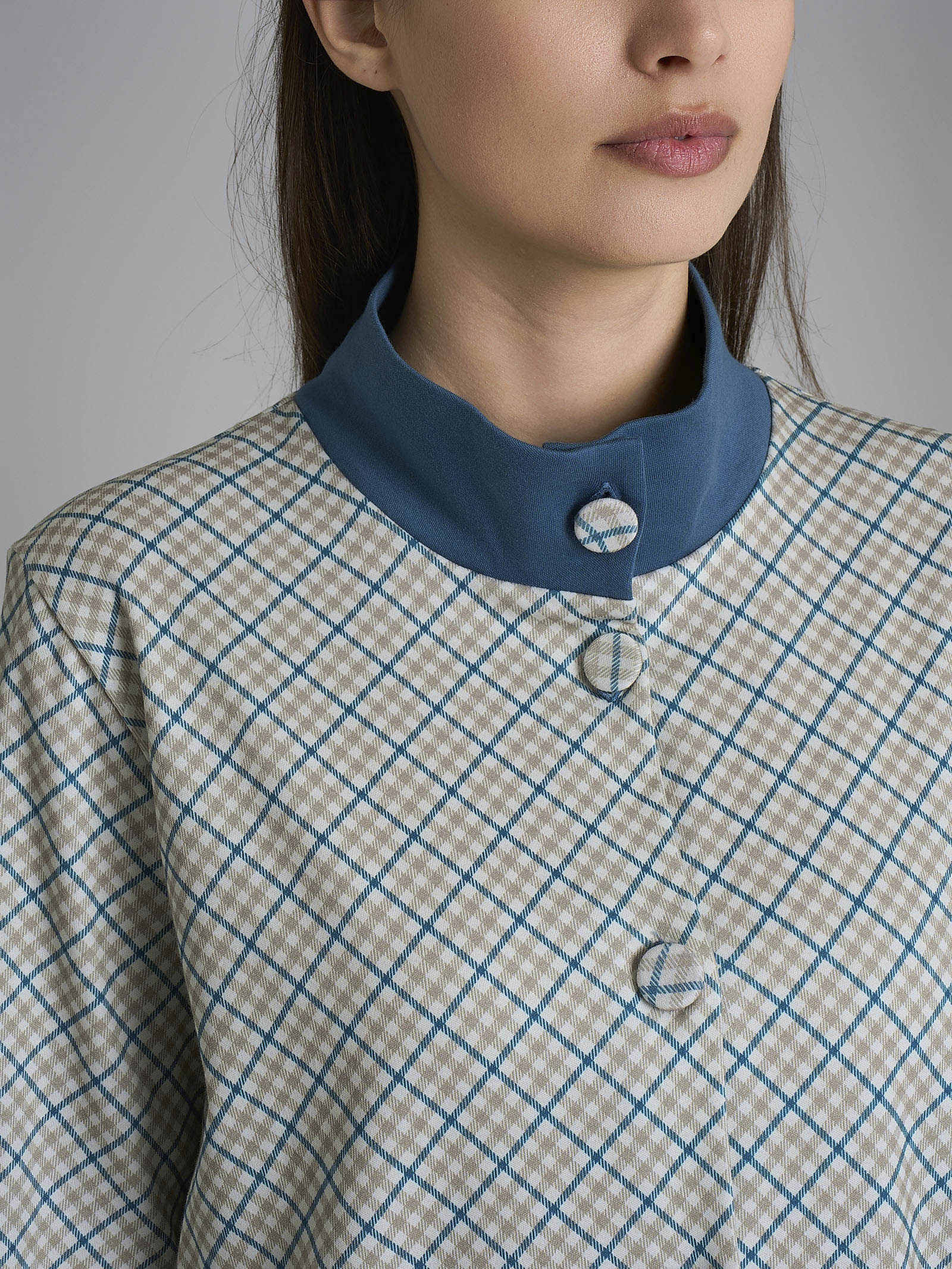 Vestaglia tartan aperta con collo alto in Interlock di cotone - Fant. Real Teal Tartan - Image 3