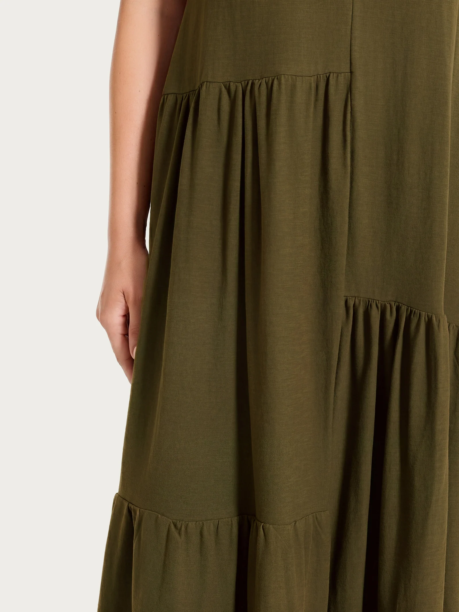 Vestito lungo con balze asimmetriche in Slub Jersey di Cotone - Dark Olive - Image 5