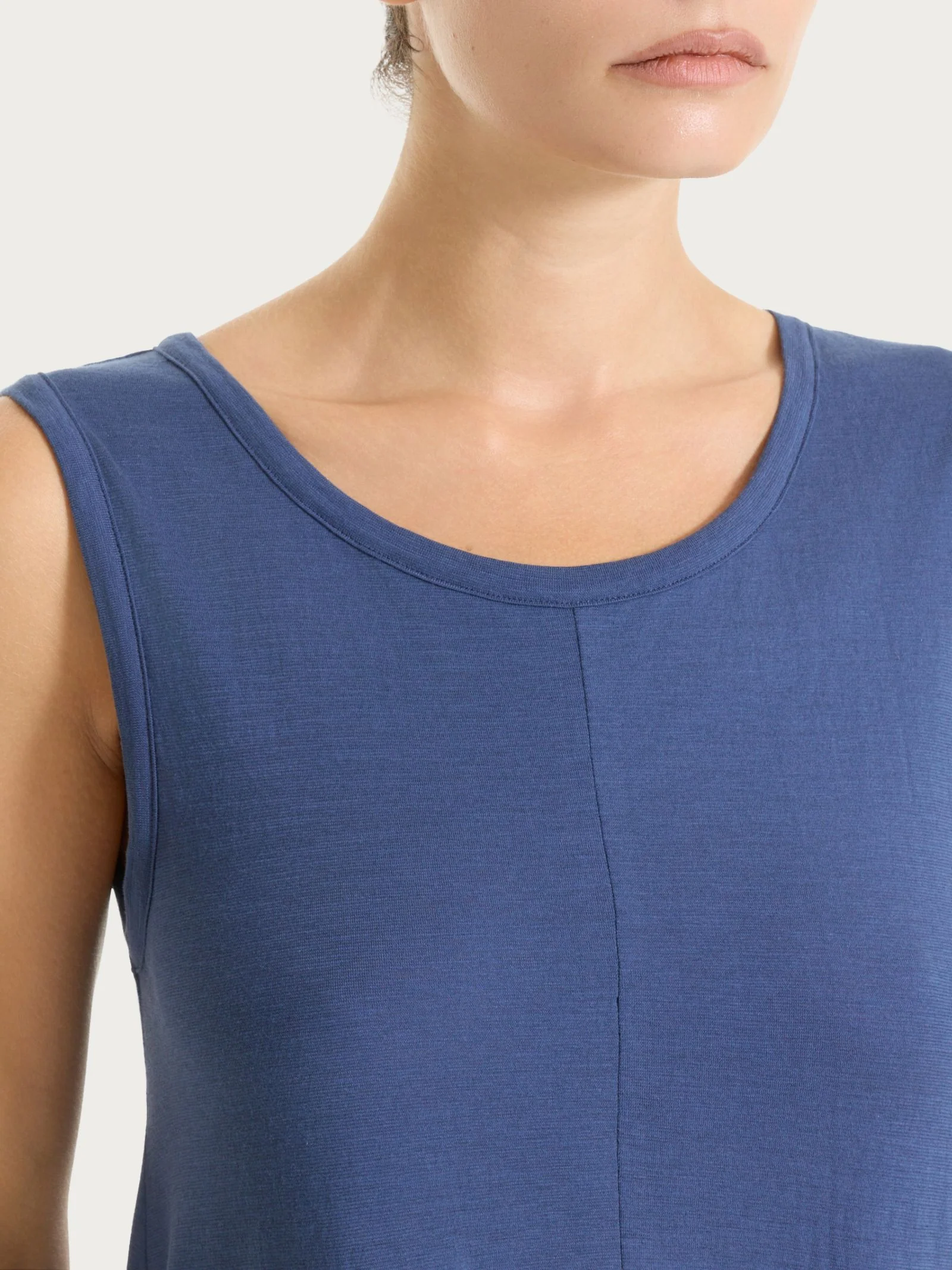 Vestito lungo con balze asimmetriche in Slub Jersey di Cotone - Oceana - Image 4